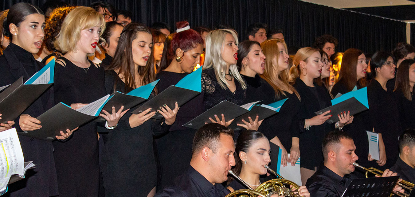 Çok Sesli Koro Topluluğu